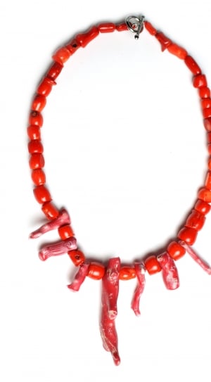 red long and round bead necklace thumbnail
