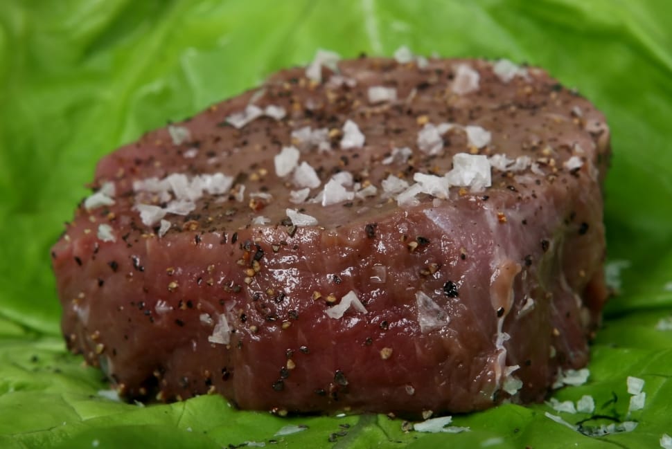 raw meat with black pepper powder preview