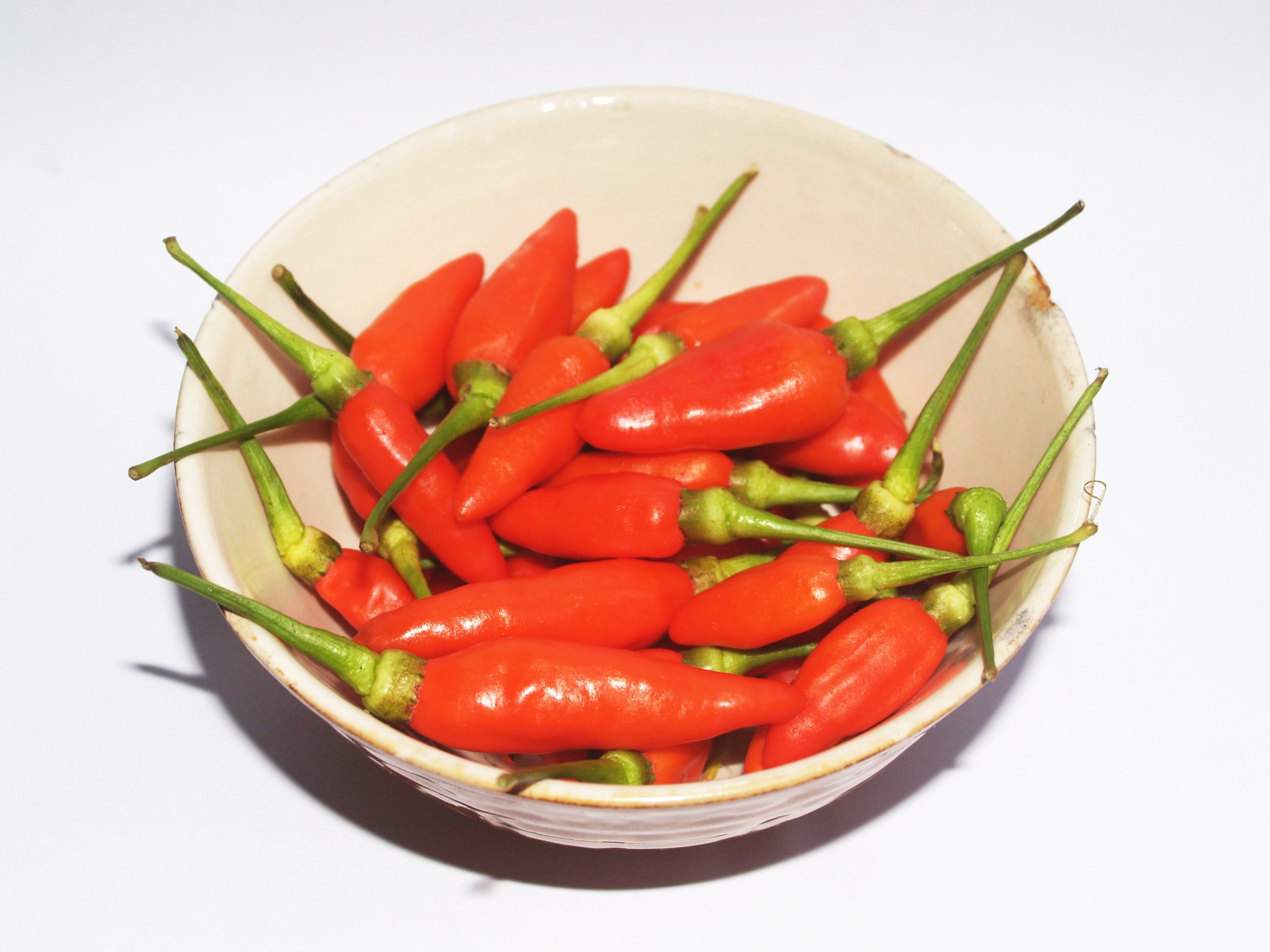 1280x1024-wallpaper-red-chili-lot-peakpx