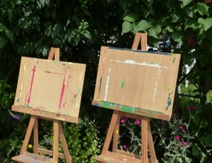 2 wooden easel boards thumbnail