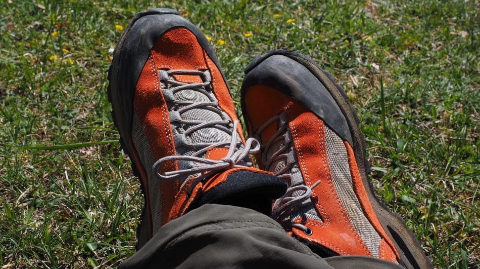 canvas hiking shoes