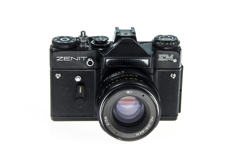 black Zenit DSLR camera preview