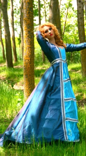Wreath, Forest, Girl, Dress, Princess, forest, tree thumbnail