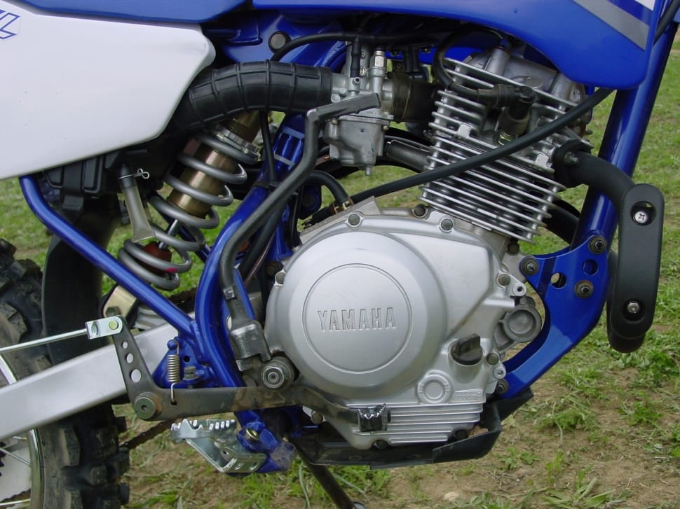 yamaha dirt bike engine