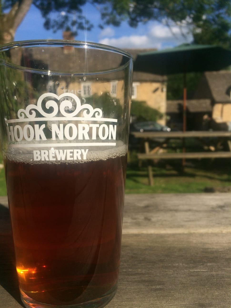 hook norton brewery glass preview