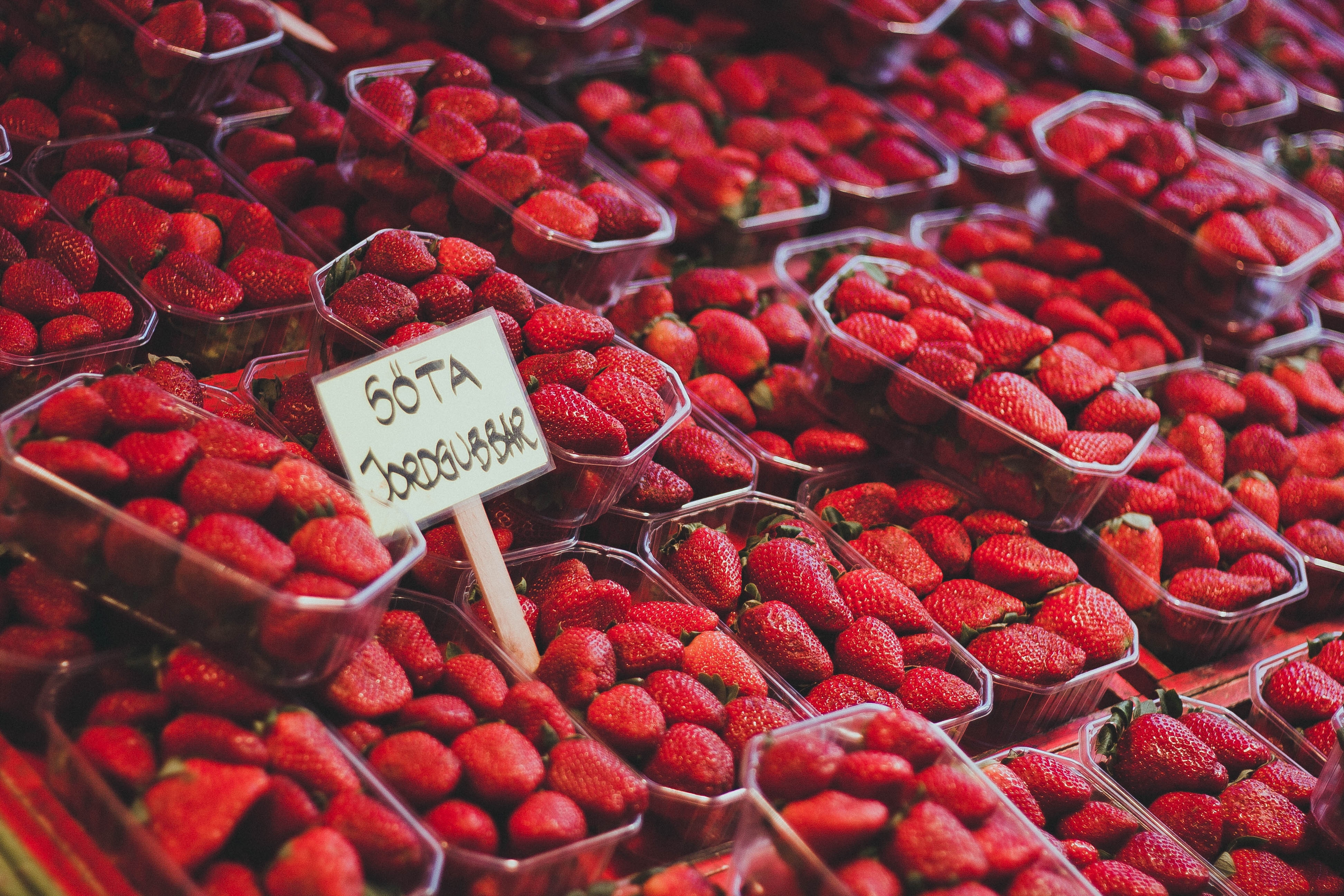 strawberries lot