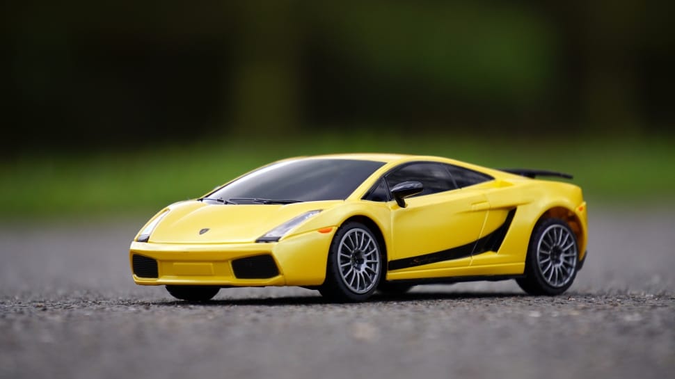 yellow lamborghini gallardo scale model preview