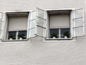 2 white wooden window frames thumbnail