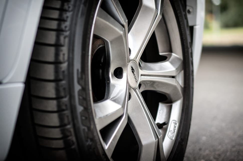 grey 5 spoke auto wheel preview