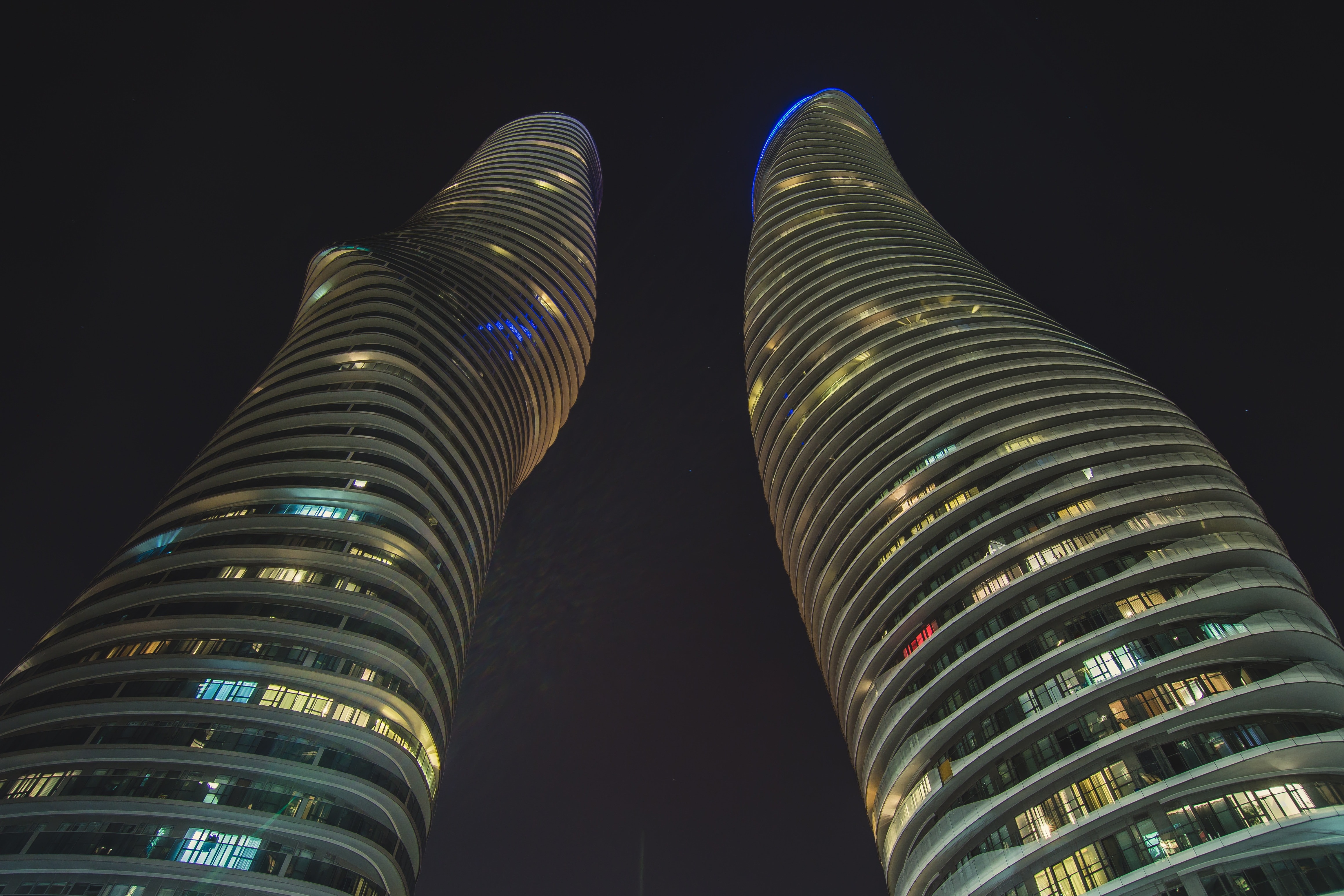 2 spiral tall buildings