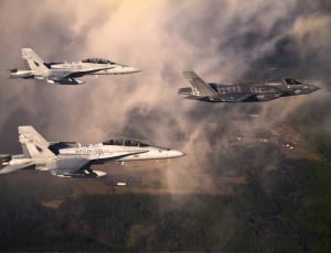 three fighter jets thumbnail