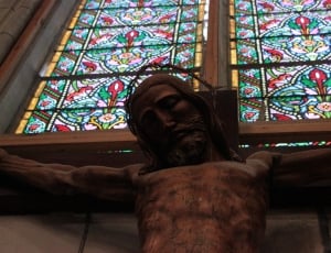 crucifixion statue thumbnail