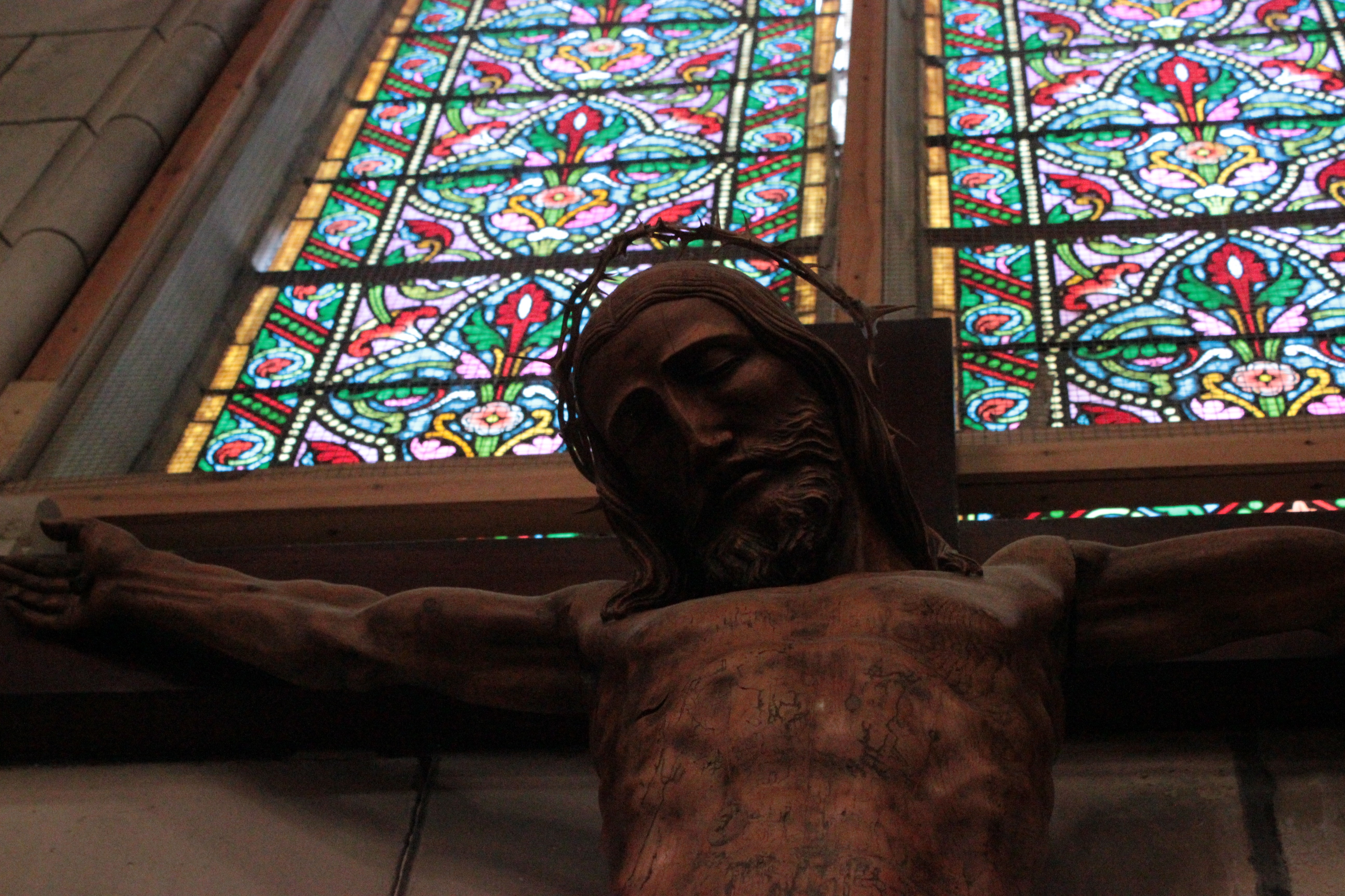 crucifixion statue