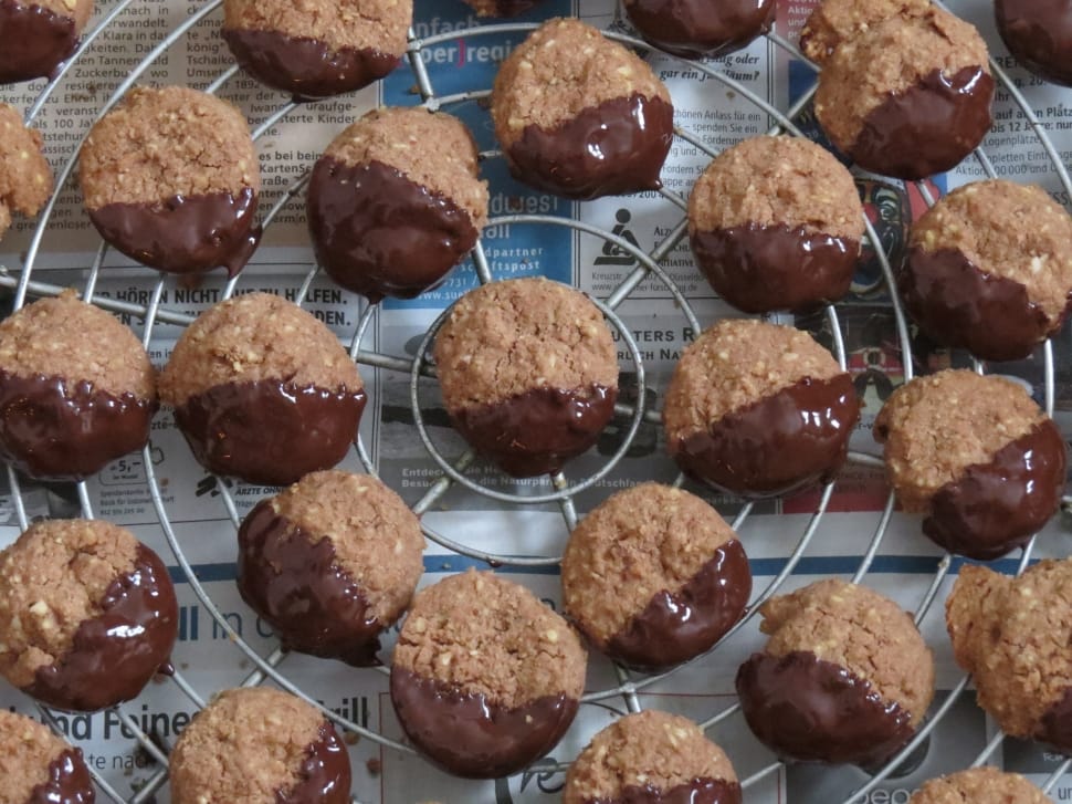 brown cookies preview