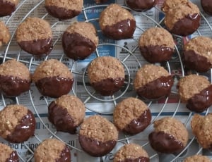 brown cookies thumbnail