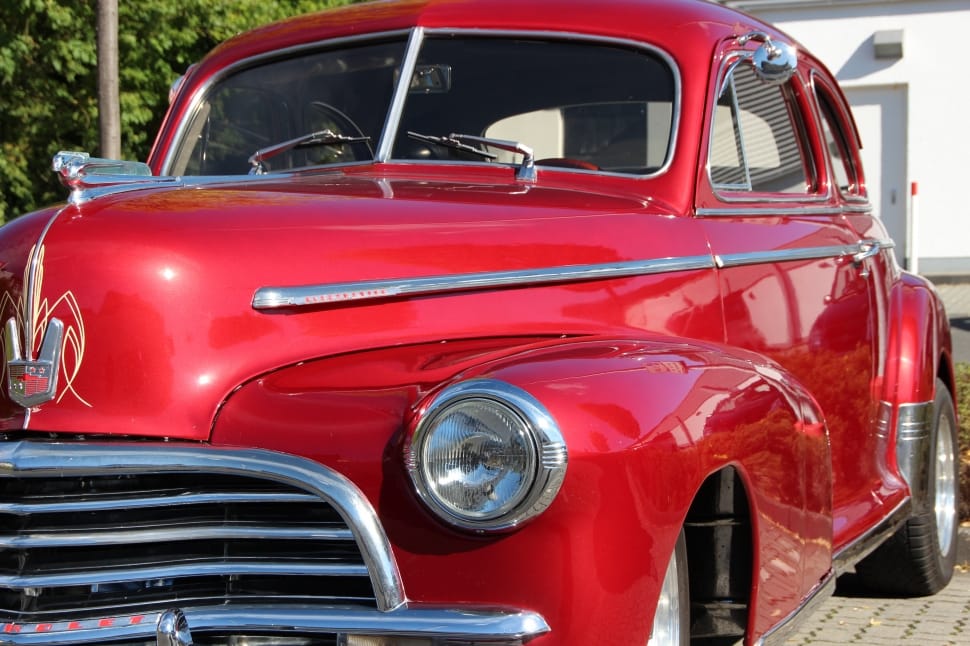 red vintage car preview