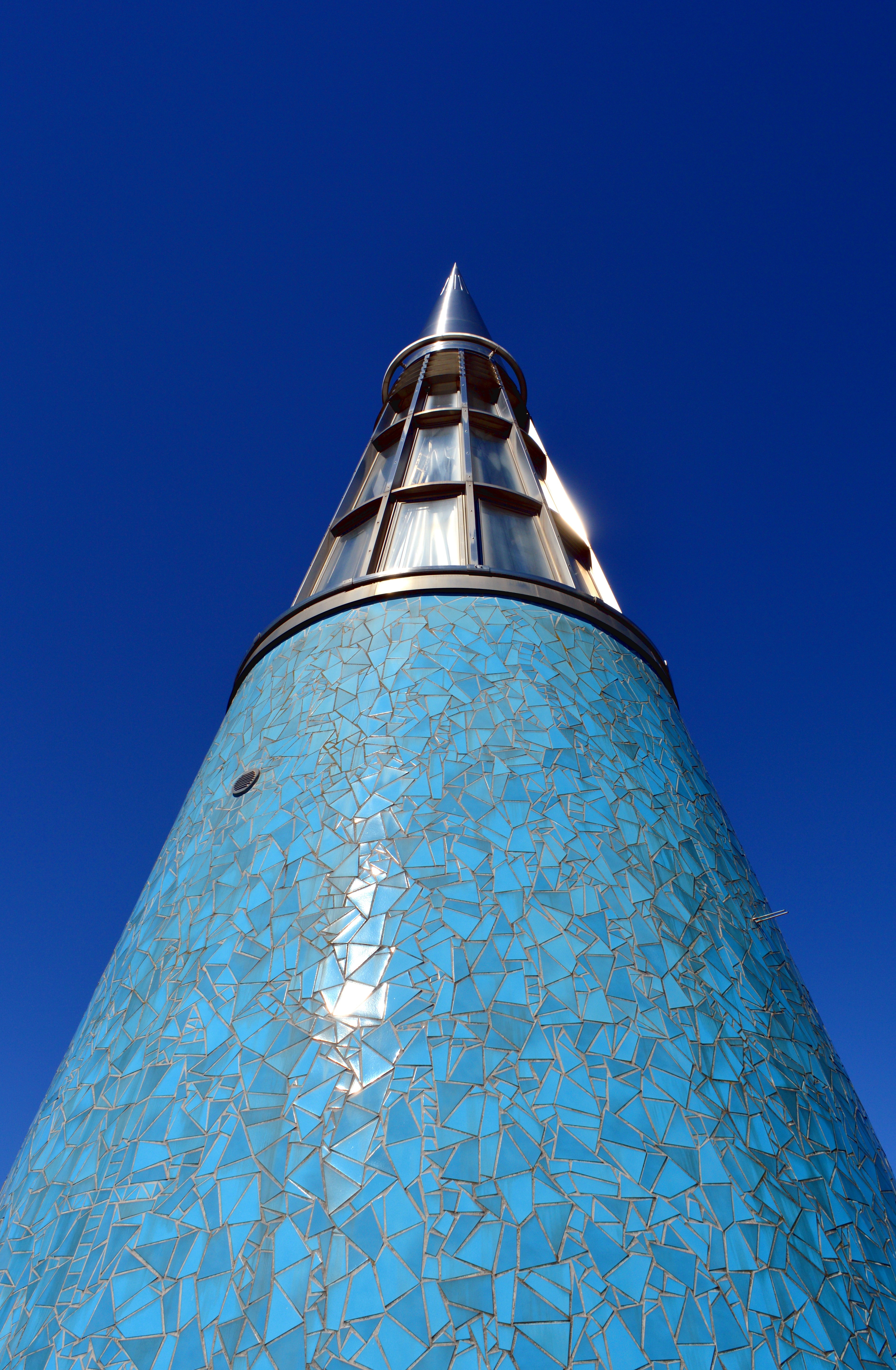 grey and blue pointed tower