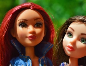 two female dolls thumbnail