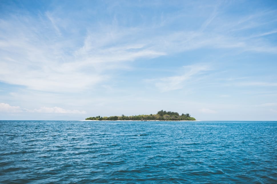 island surrounding body of water preview