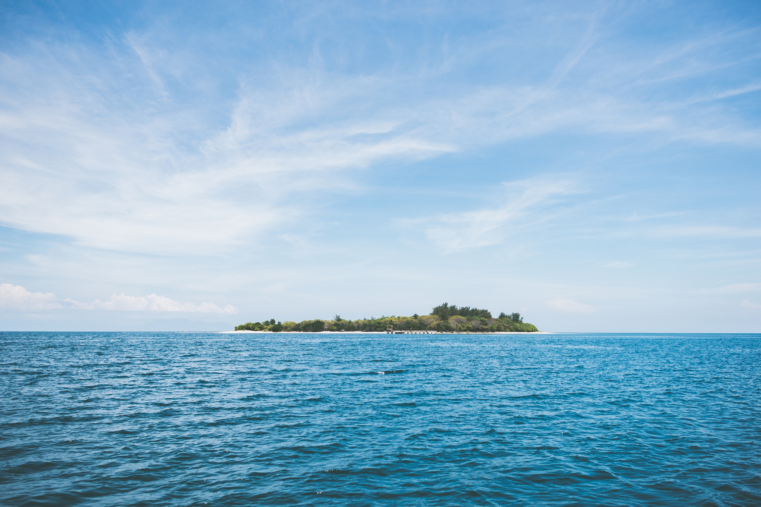 island surrounding body of water
