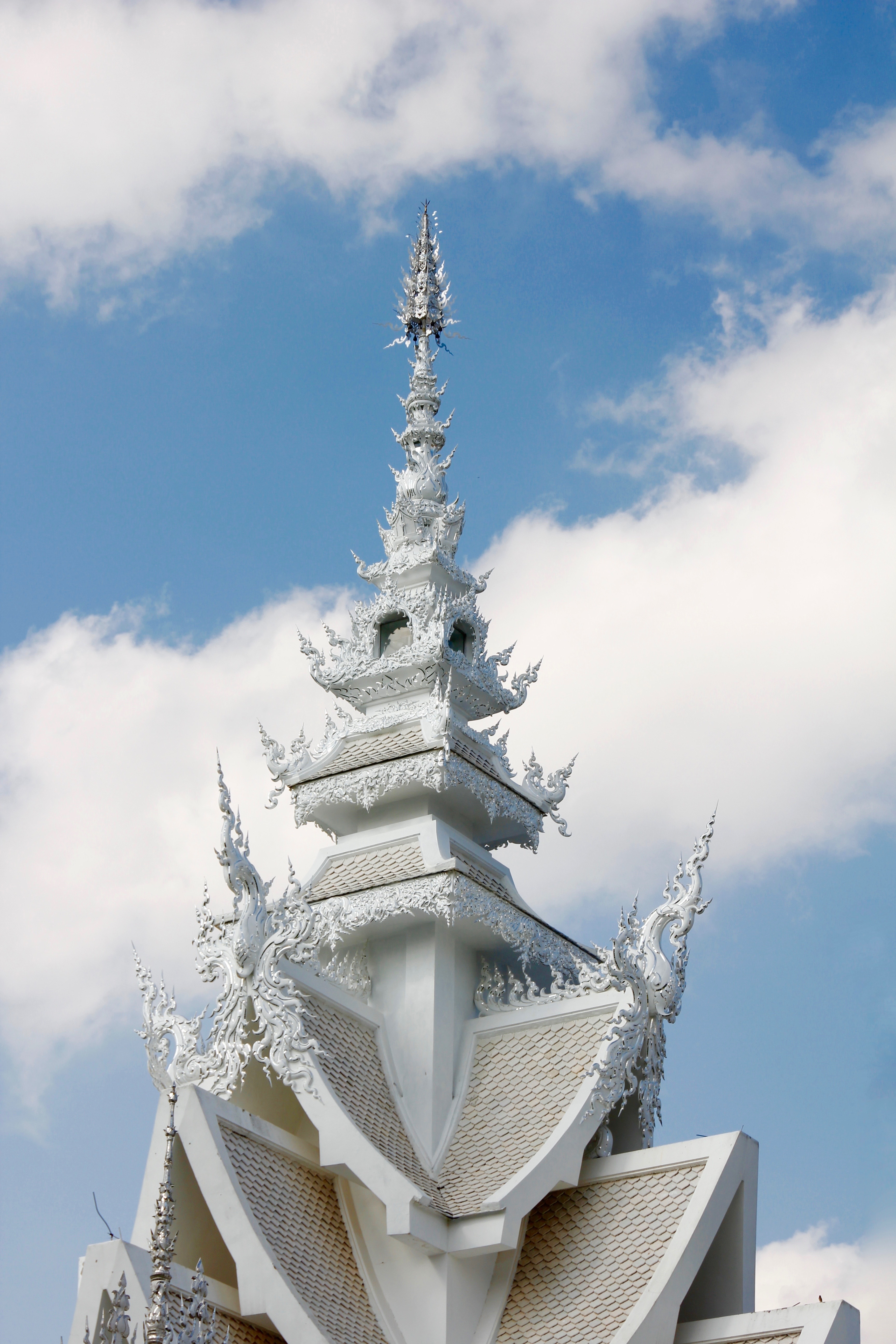 Thailand, Temple, Wat Rong Khun, cold temperature, sky