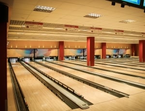 bowling lane thumbnail