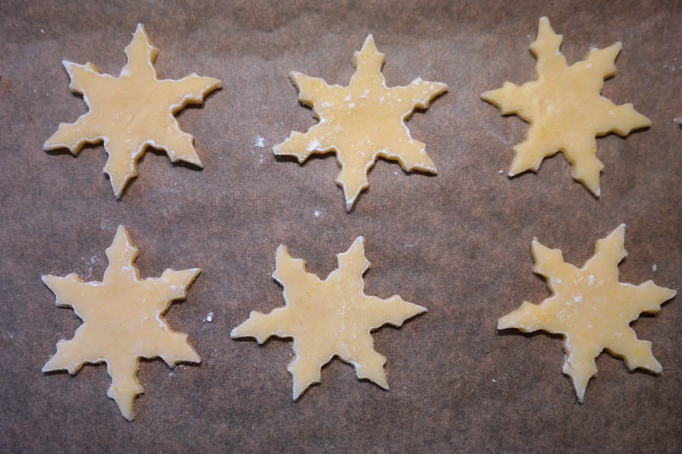 six white snowflakes cookie shape preview