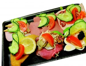 ham and slice vegetable thumbnail