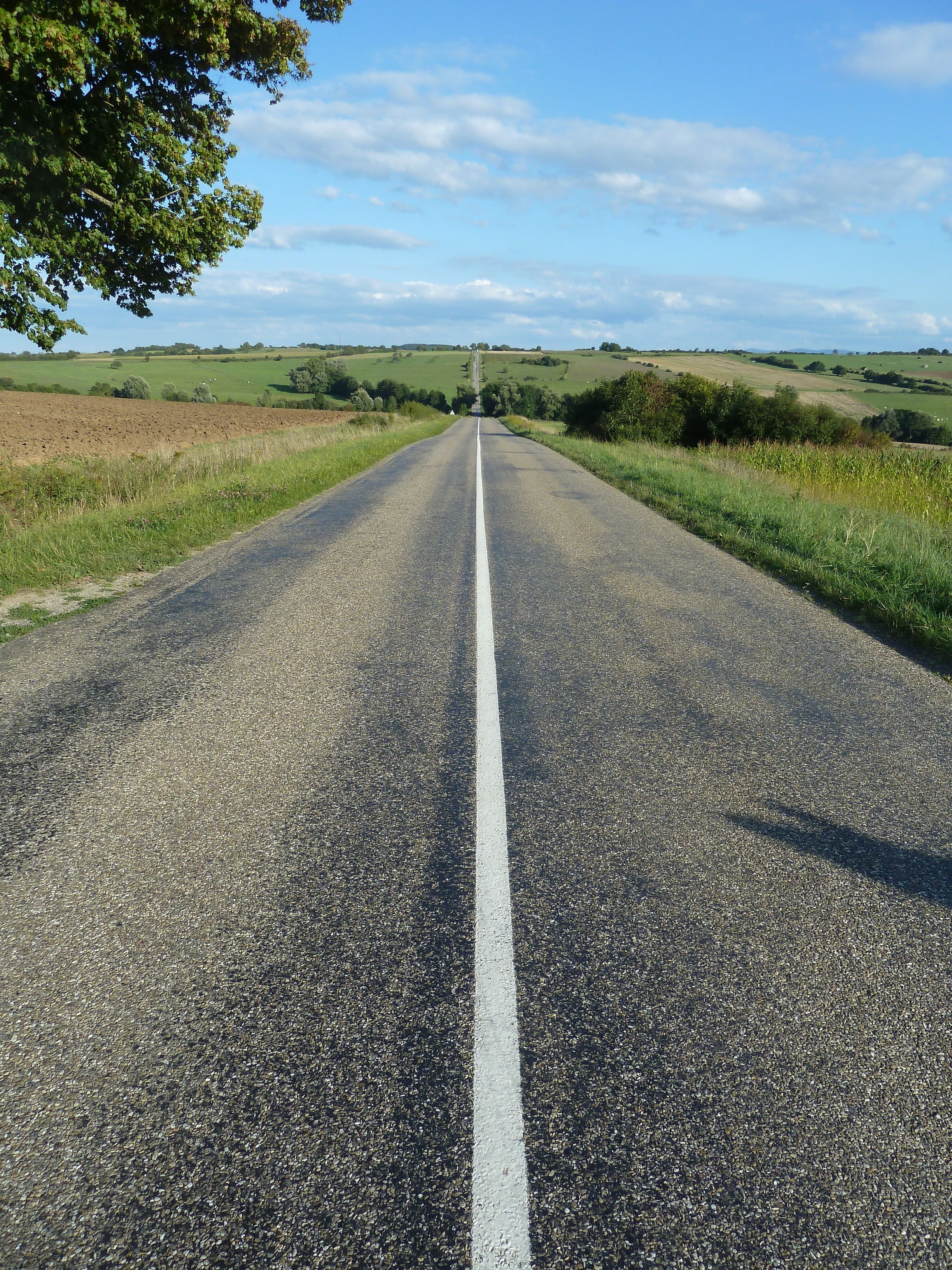 grey asphalt road