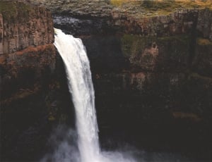 photo of water falls thumbnail