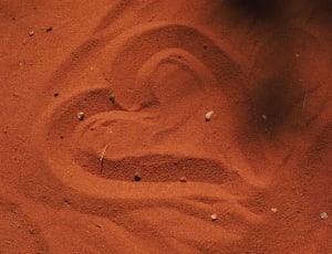 heart shaped sand artwork thumbnail