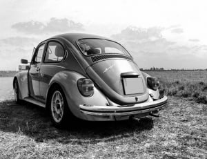 grayscale photo volkswagen beetle thumbnail