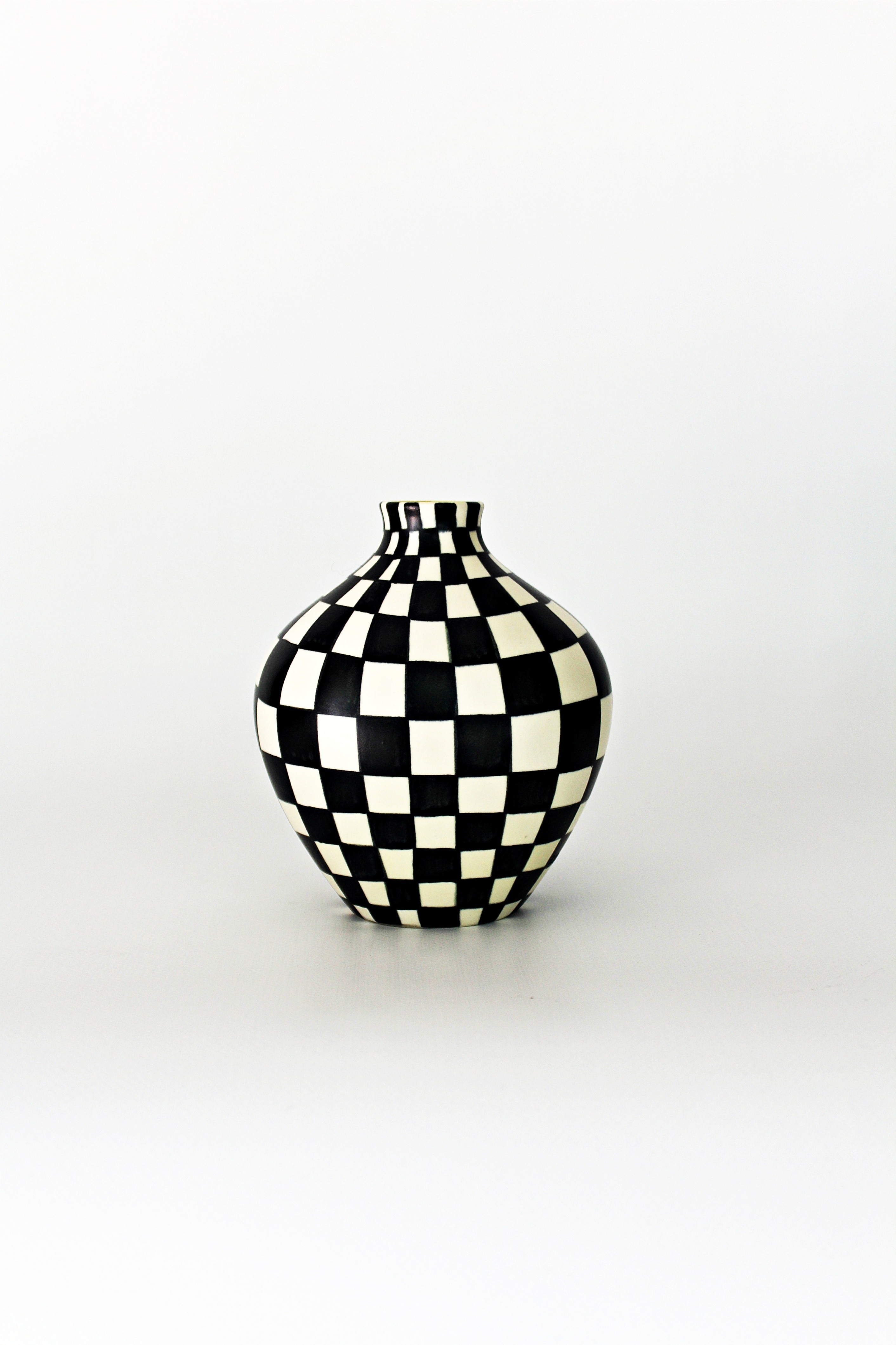 black and white vase