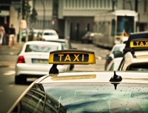 taxi roof signage thumbnail