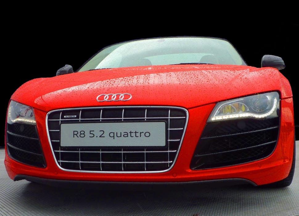 red audi r8 preview