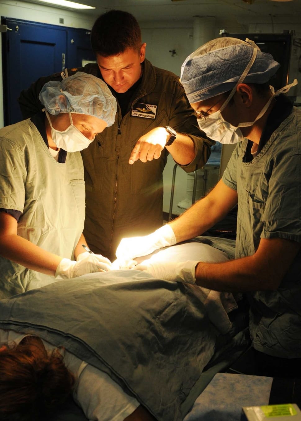 surgery-surgeons-operation-medical-wallp