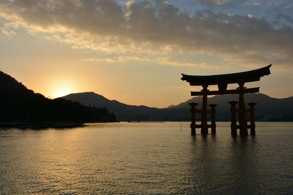 itsukushima shrine in japan preview