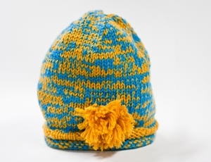 blue and yellow knit cap thumbnail