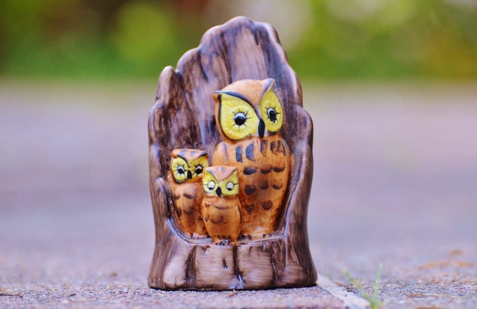 brown owl wooden figurine preview