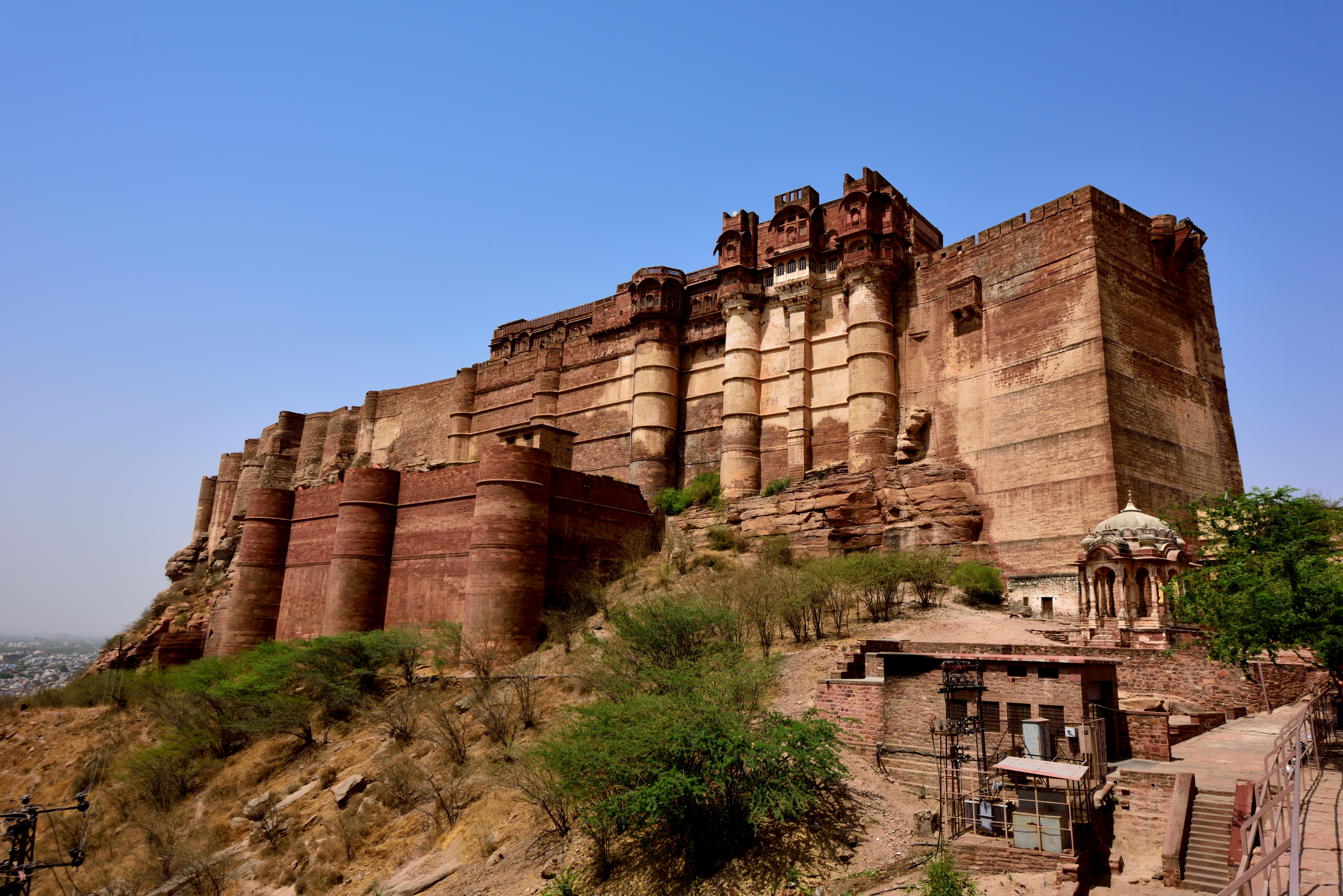 Merlin Garr Castle, India, Coke Puerta, history, travel destinations