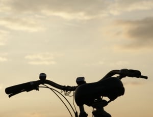 silhouette of bicycle thumbnail