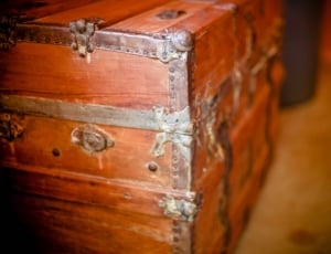 brown wooden chest box thumbnail