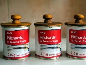pilchards in tomato sauce 215 g lot thumbnail
