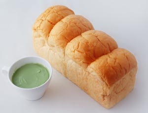 loaf bread and green sauce thumbnail