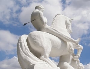 man riding on horse statue thumbnail
