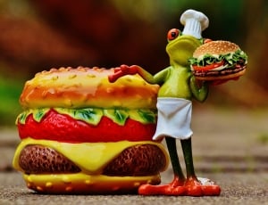 Hamburger, Frog, Cheeseburger, Cooking, food and drink, vegetable thumbnail