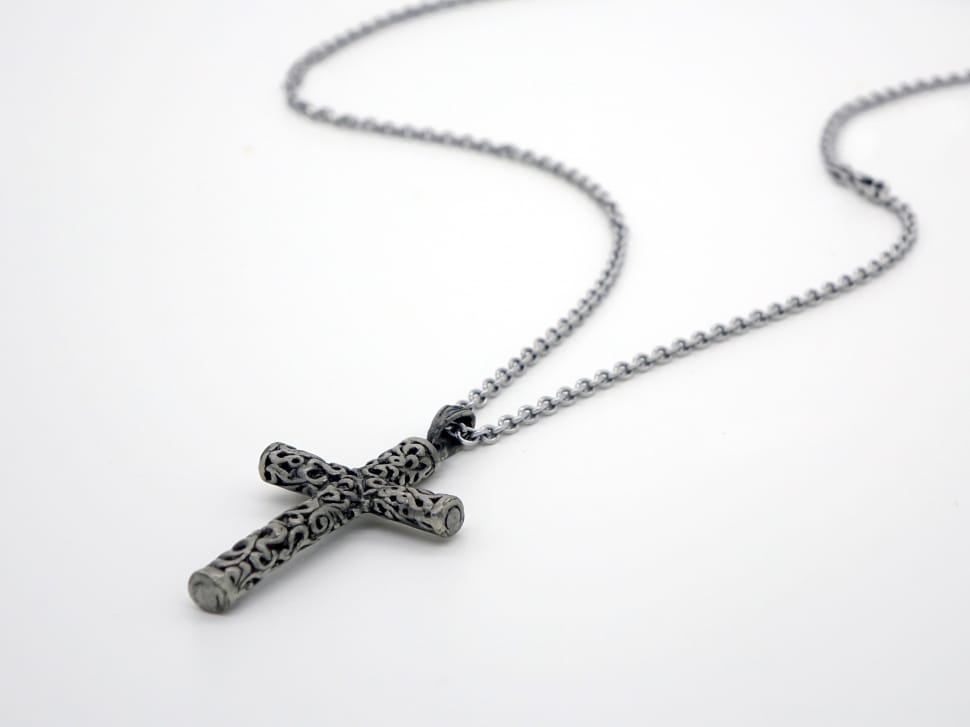 silver cross pendant necklace preview
