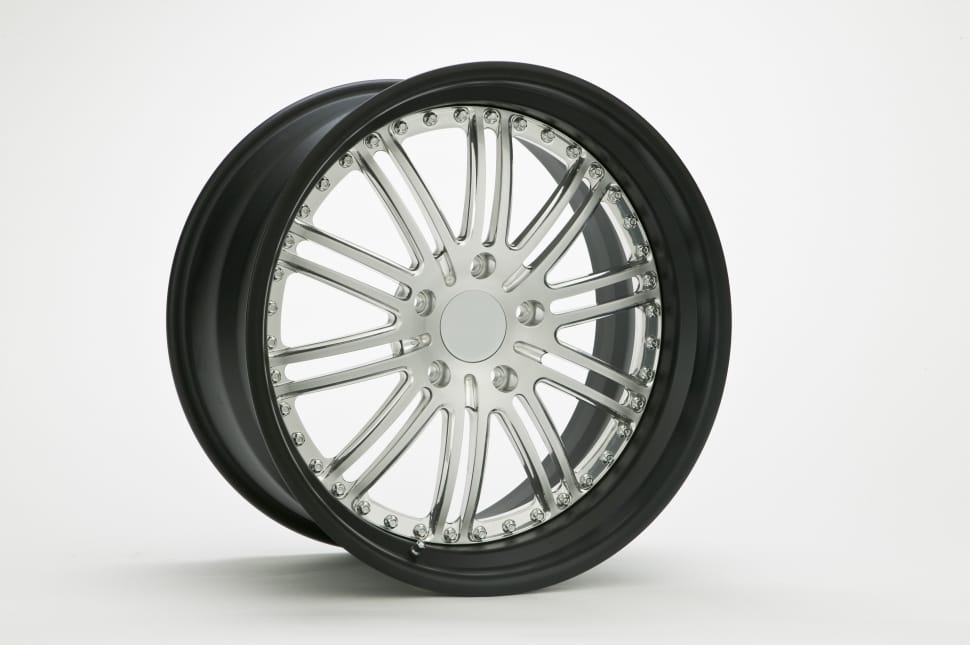 black and chrome 5 lugs auto wheel preview