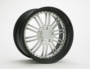 black and chrome 5 lugs auto wheel thumbnail