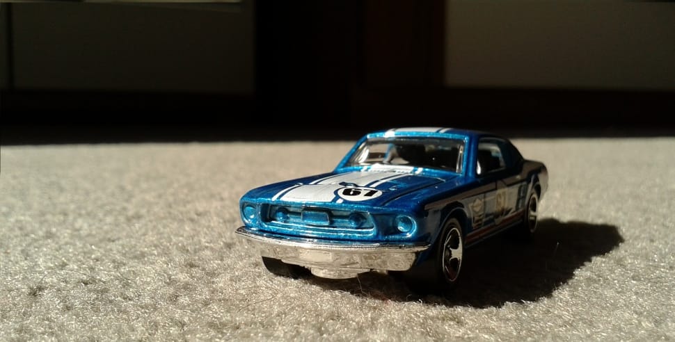 blue vintage car diecast preview